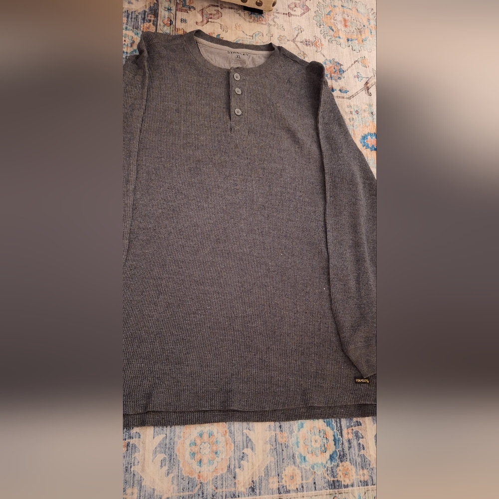 Stanley Men's Gray Henley Shirt - Picture 4 of 4